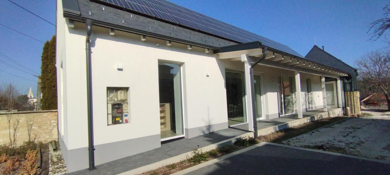 Bagolyvár Fogadó- Újfalusy Márton Vendégház Zirc Extérieur photo