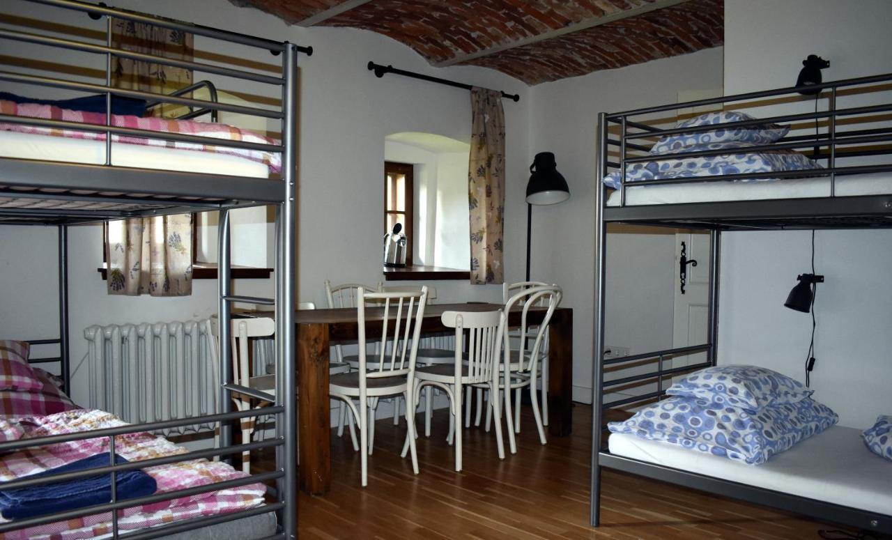 Bagolyvár Fogadó- Újfalusy Márton Vendégház Zirc Extérieur photo